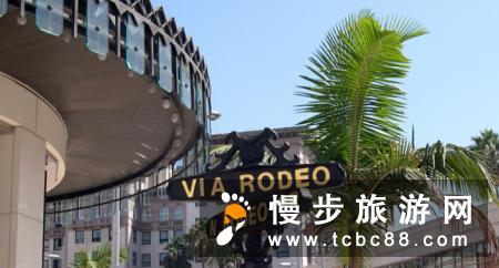 追随时装潮流的你可以来洛杉矶购物，这里绝对让你满意